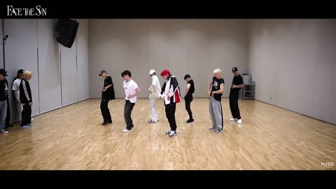 [Choreography Video] SEVENTEEN (세븐틴) - HOT