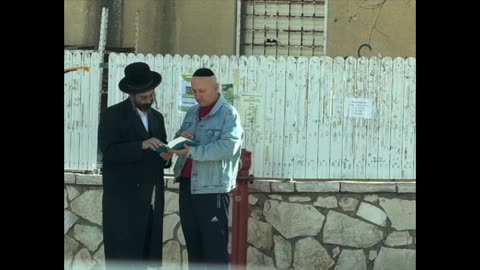 AMAZING BE’ER SHEVA OUTREACH — THE WELLS OF SALVATION! MESSIANIC RABBI ZEV PORAT PREACHES