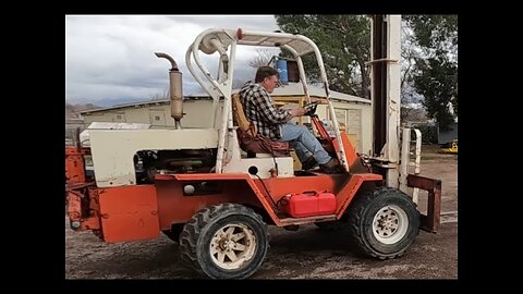 4x4 Forklift: Dana 70 Axles and Skid Steer Tires!