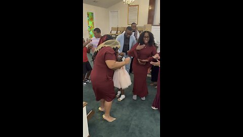 If you’re tired of us praising God, then we have a message for you 🫵🏽💃🏽💃🏽🕺🏾 #praisebreak