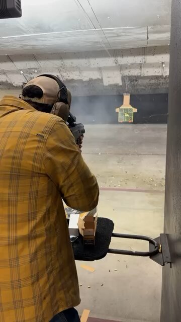 Spread that hole 😜