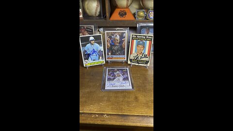 #dodgers vs #bluejays #worldseries #baseballcards #halloffame #autograph #memorabilia