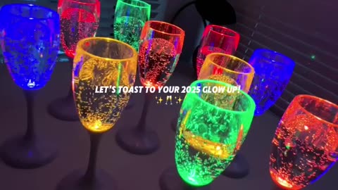 LED Light Up Wine Champagne Flutes – Glow in the Dark Party Cups