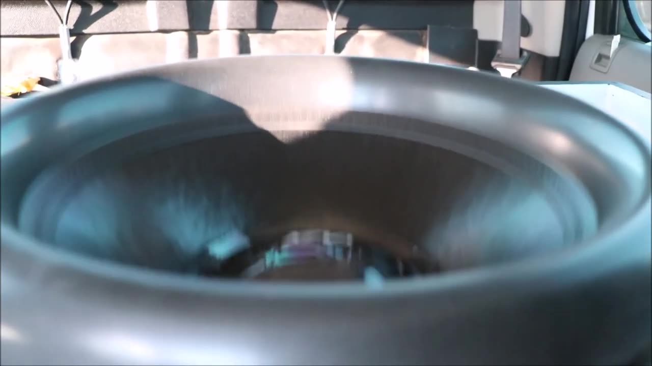 MY FIRST 18 INCH SUBWOOFER... On regular music