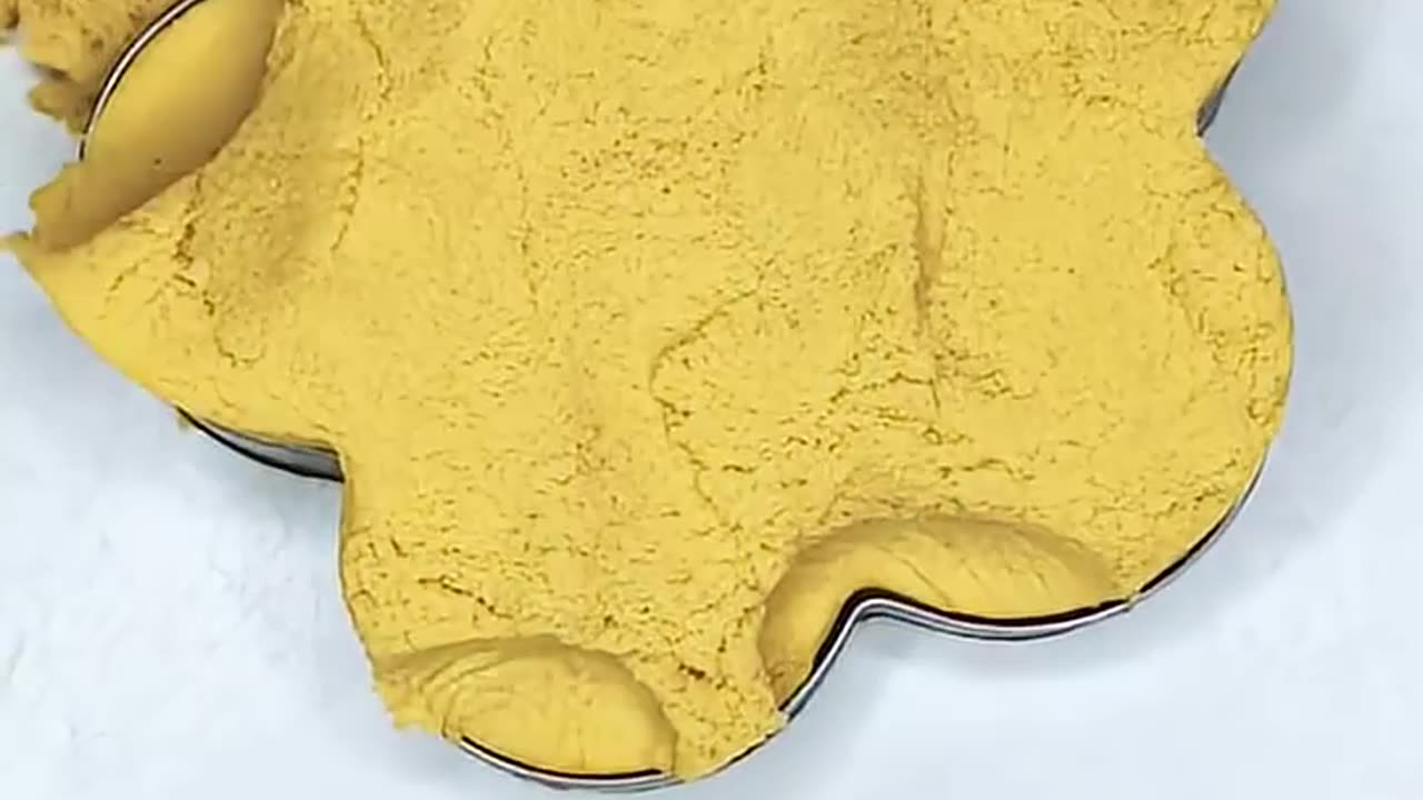 Scooty wheels meet kinetic sand 🛵✨