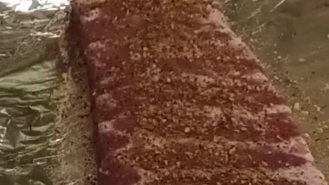 Making Garlic, Pepper Pork Ribs.