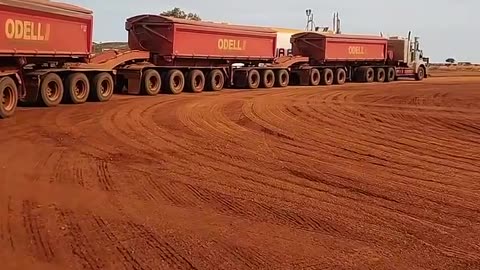 😮✨ How Long Is This Australian Truck? Find Out! | FeedMyCuriosity