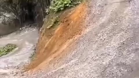 🚗🏔😱 Car Climbing Hill to Show Off — Suddenly Flips Into the Valley!
