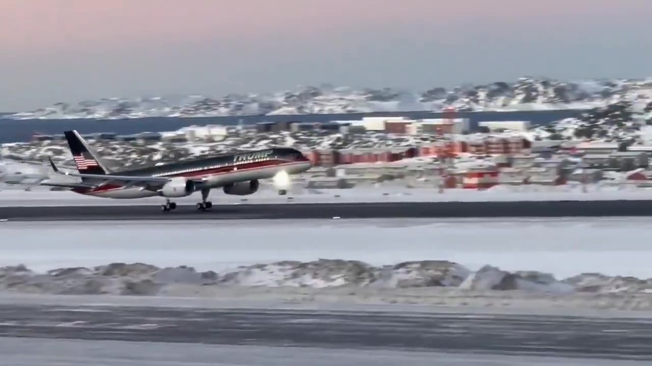 Donald Trump Jr. arrives in Greenland!