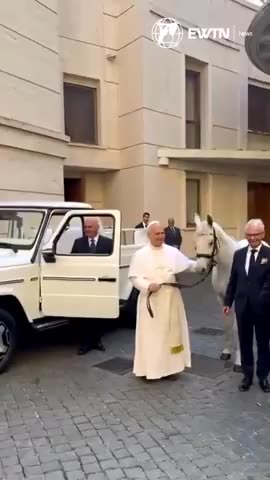 Revelation 6:2? Pope Leo XIV was gifted a white horse named Proton
