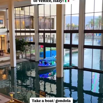The boat ride lobby at the California Hotel 🛶😳