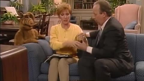 ALF - 2X10 - Que romántico