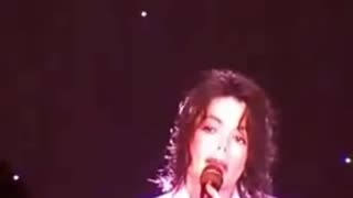 Michael Jackson exposed Sony and the music industry, stating that Tommy Mottola was ‘the devil