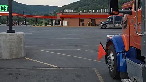 where's my escorts #ourtruckinglife #truckesvlogs #truckdrivers #reallifetruckers #trucking