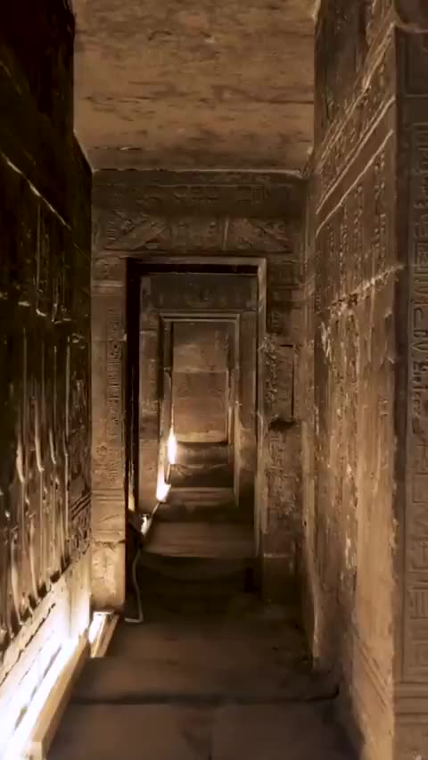 TEMPLE OF DENDERA, EGYPT
