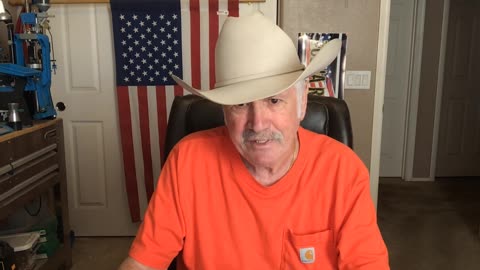 Trump Doesn't Even Know Where He Is, But He Has His Finger On The Nuclear Trigger!