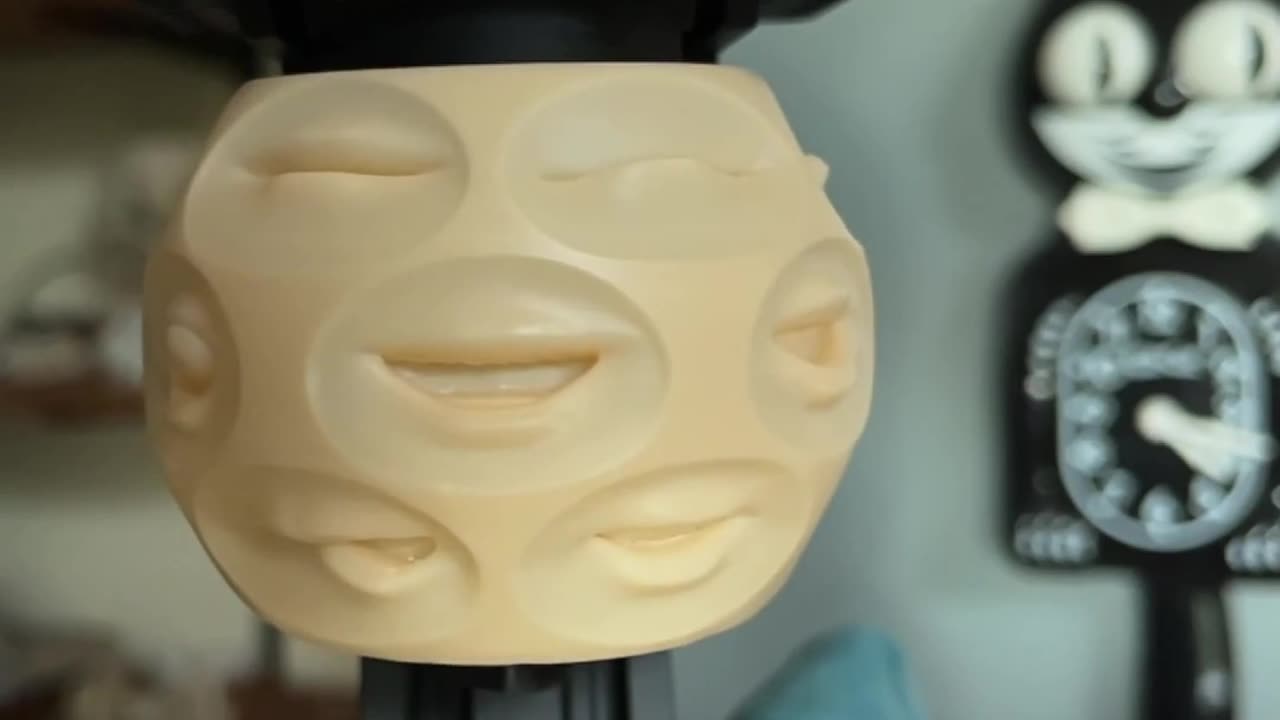 😨🎨 What’s Wrong With This Design? Watch Closely... | TheHauntingHour