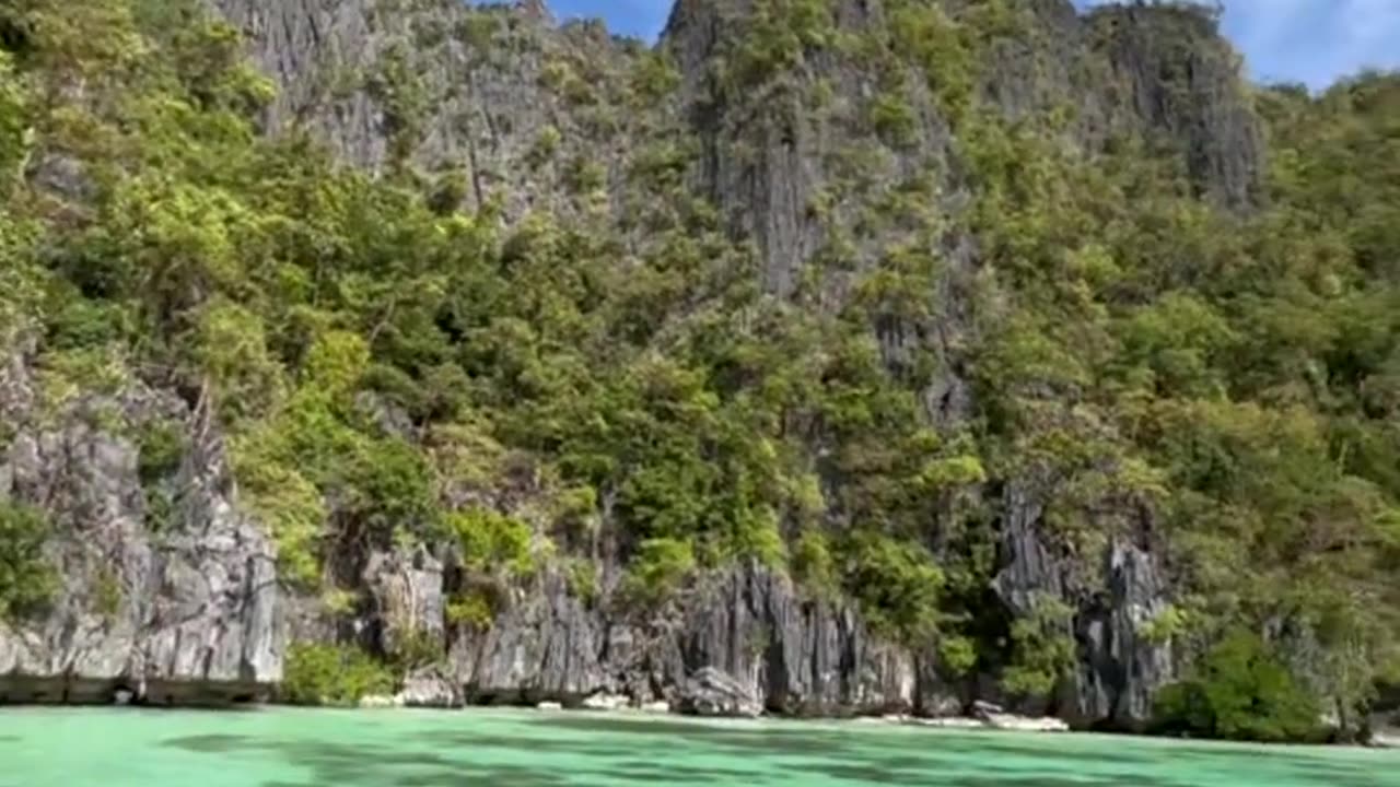 Hidden lagoon Coron Palawan