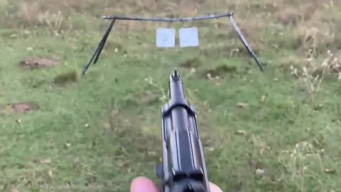 沃尔特 P-38 手枪 #国外合法拍摄国内请勿模仿 #武器科普 #实弹射击 #男人减速带 #靶场射击