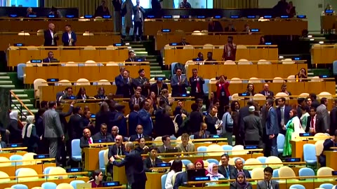 Delegates walk out as Netanyahu takes United Nations podium 