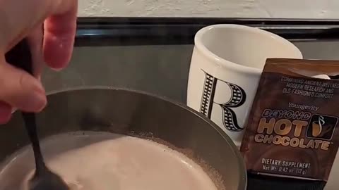 𝗪𝗵𝗮𝘁 𝗶𝘀 𝗕𝗲𝘀𝘁 𝗼𝗻 𝗮 𝗖𝗼𝗹𝗱 𝗪𝗶𝗻𝘁𝗲𝗿 𝗗𝗮𝘆?❄️𝘽𝙚𝙮𝙤𝙣𝙙 𝙃𝙤𝙩 𝘾𝙝𝙤𝙘𝙤𝙡𝙖𝙩𝙚⛷️