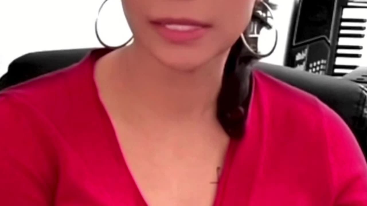 🚨 When a Narcissist Projects… It Gets Dangerous