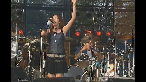 Imogen Heap - Angry Angel - Live - 2002 - Osaka, Japan - HD