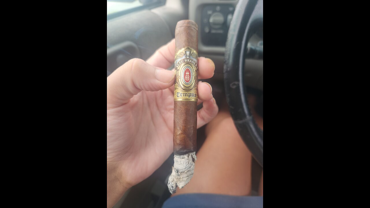 Alec Bradley Tempus Natural Churchill Cigar Review