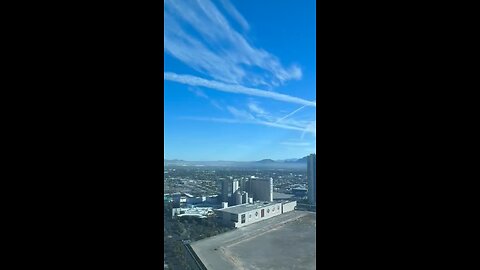 Chemtrails über Las Vegas: Erstmals nach 3 Wochen Shutdown-Pause wieder da