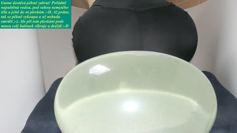 Sedím a pleskám do gumy ....