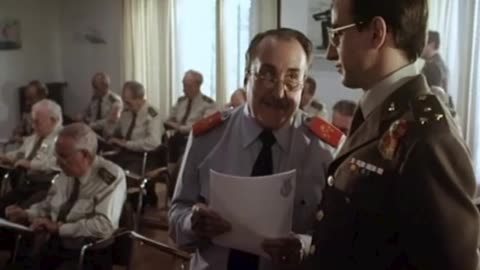 Escena de los Generales copiando en el examen | Mi general | 1987