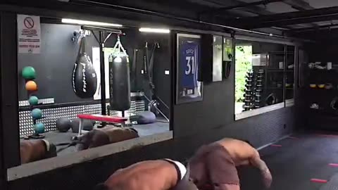 Goofy At The Gym