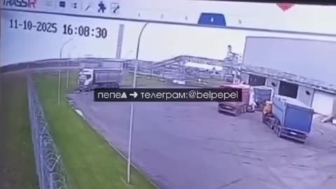 🛸🚚 Ukraine Russia War | Drone Assault on Russian Truck in Belgorod Village | RCF