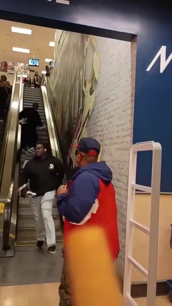 After shoplifting from a Marshalls in Harlem, a man was stopped by quick-acting