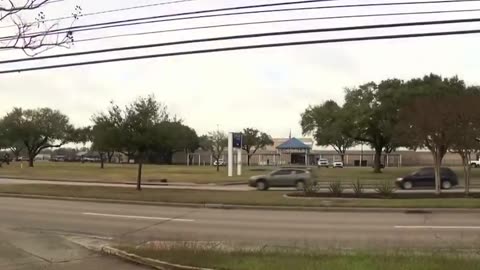 Aundre Matthews reportedly stabbed Andrew Meismer to death at school over a vape pen.