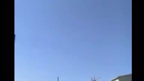 👽 Cylindrical UFO filmed in daylight over Somerset, England 12 February 2009. Uploaded by YouTuber T