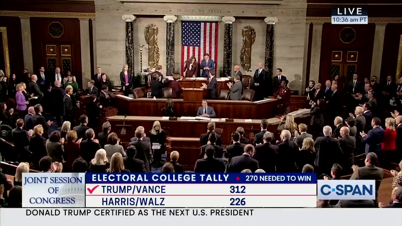 Congress EXPLODES in cheers and applause following Kamala Harris’