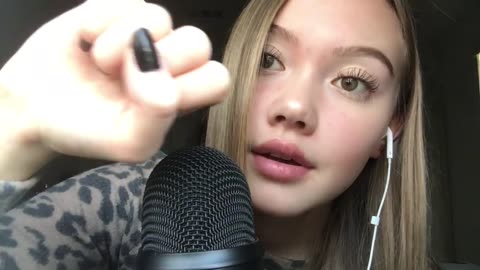 ASMR- REPEATING _KNOCK KNOCK_ KNOCKING HAND MOVEMENTS