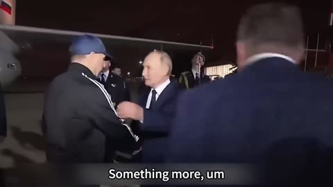 Vladimir Putin's Bodyguards Prone to Self-inflicted Headshots?