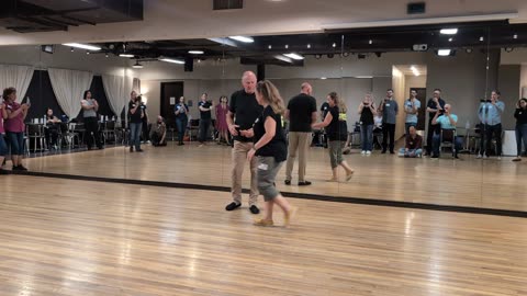 West Coast Swing @ Studio 22 with Wes Neese 20250924 220010488