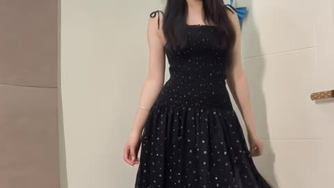 Daily Beauty EP 650 | Refined Obsidian black Frock Energetic Show Walk