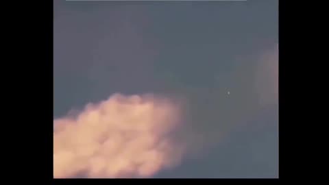 ORB Filmed Dissolving Chem-Trails In The Sky!