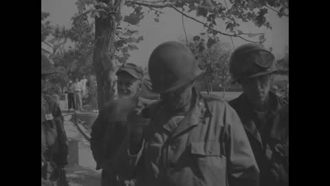 KOREAN WAR. REPAIRI... - KOREAN WAR. REPAIRING RAILROAD, SEOUL AREA ; BUILD- UP FOR 2 - 111-adc-8371