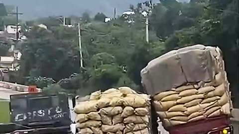 Truck almost falls over.hd