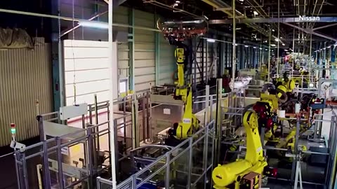 japan economy: factory decline slows,employment picks up