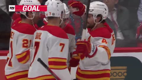 Calgary Flames - WHAT A SHOT 🥵