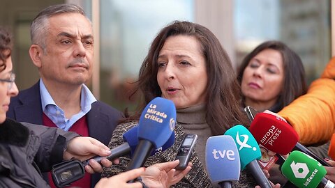 Marta Castro atiende a la prensa tras participar en los interrogatorios de David Sánchez