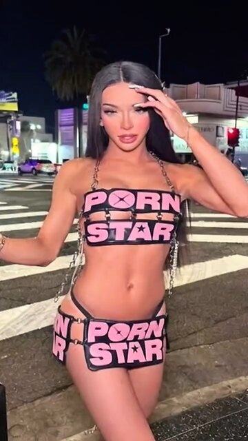 P*rn Star 🥵