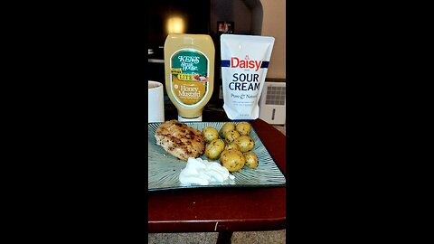 Eating Boneless Skinless Chicken Breasts From Gordon Food Service, Dbn, MI, 3/3/25