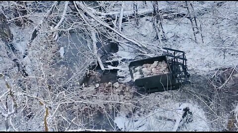 🇷🇺 🏹 🎣 How ground drones build crossings: Rybar's Take on the Situation